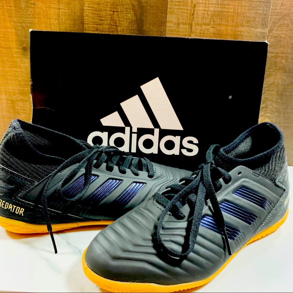 NIB! Boys Adidas Indoor Soccer Shoes